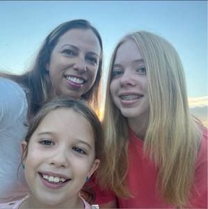 Meet your Posher, Alia